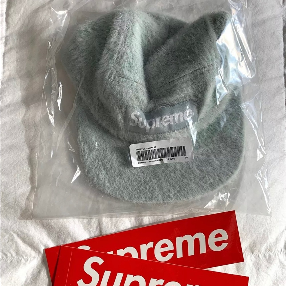 Faux Fur Camp Cap Supreme 100% Authentic - Picture 1 of 2